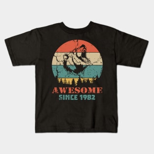 Awesome Since 1982 Year Old School Style Gift Women Men Kid Kids T-Shirt